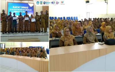 Penguatan Kinerja dan SDM, SMKN 1 Tuban Gelar Rapat Dinas dan Serahkan Beasiswa S1 untuk Tenaga Pendidik